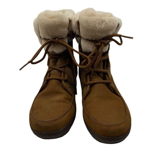 UGG alpine shearling waterproof lace up boot size 8 - Picture 1 of 7